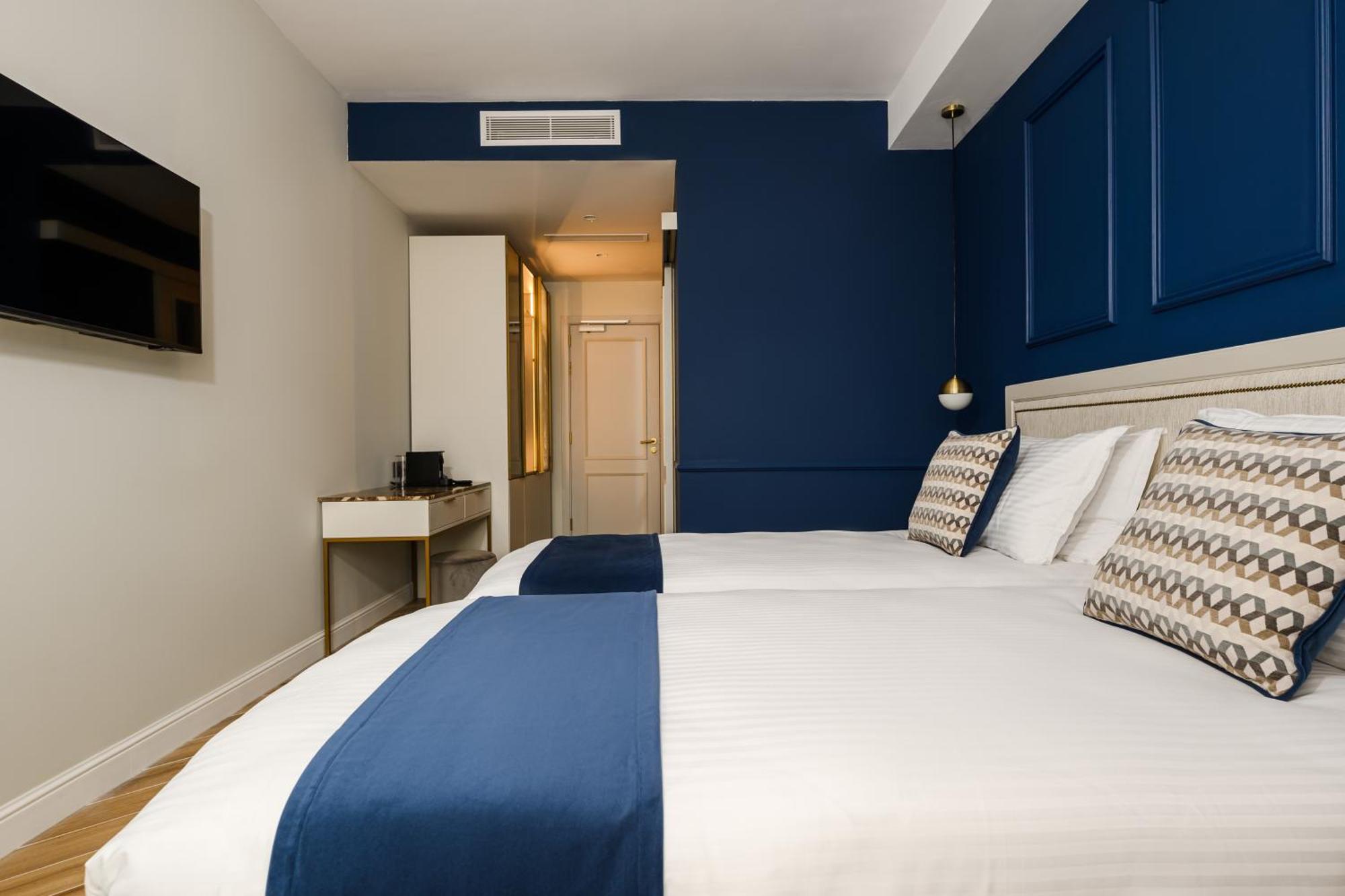 XVI Suites - Adults Only Naxxar Exterior photo